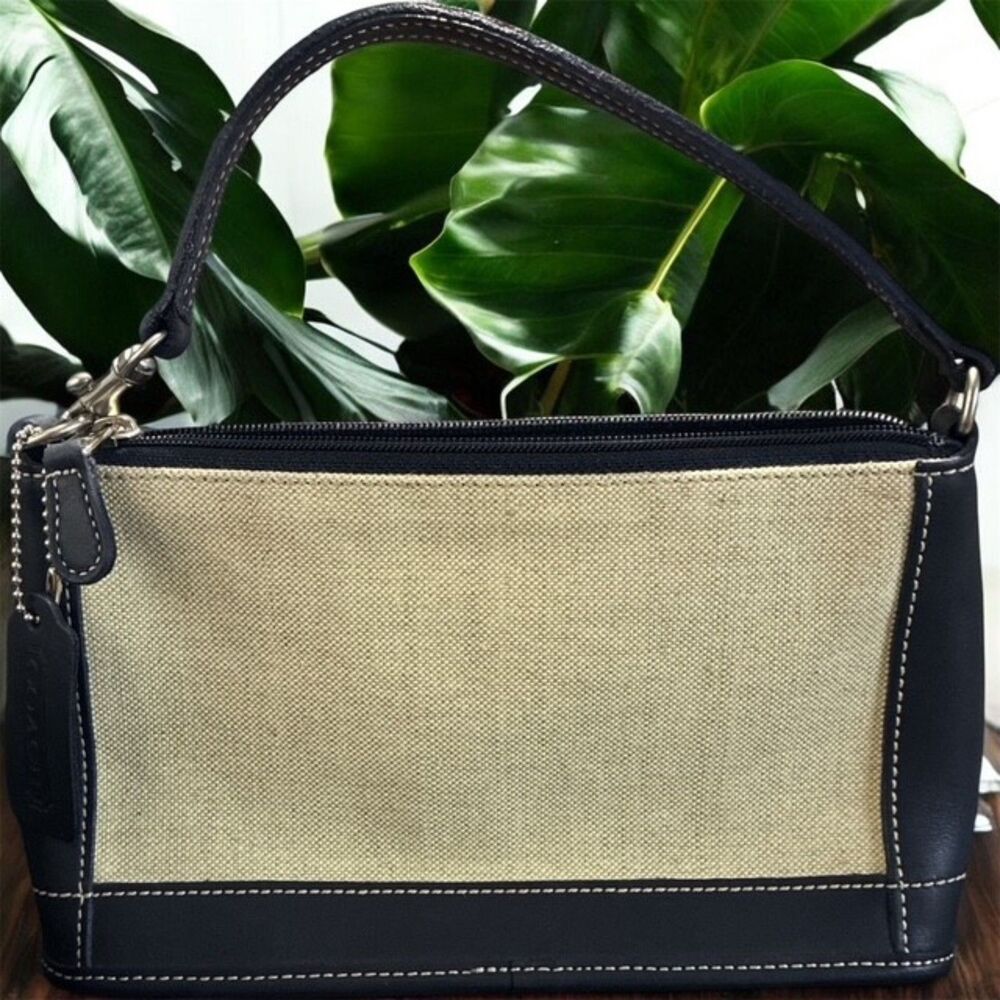 Vintage Coach Bleecker pochette - EUC